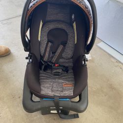 Car seat With Base 