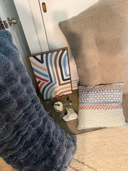 Free pillows/clock