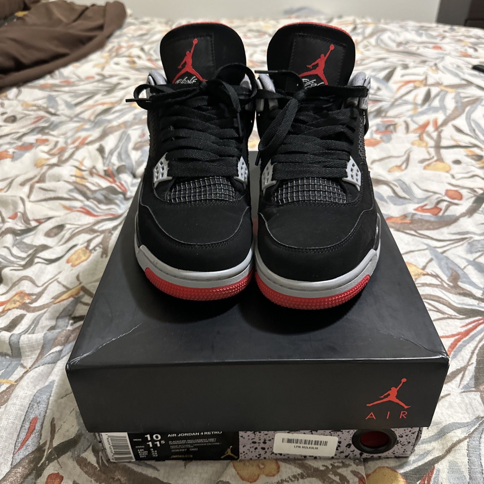 Nike Air Jordan 4 Retro Bred Size 10