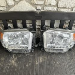 Tundra headlights OEM W/ Led Bulbs