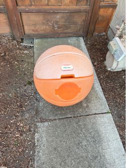Little Tikes Toy Box, good condition - OBO