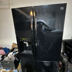 Refrigerator - FREE!! - AS-IS