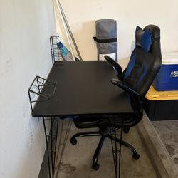 Gaming Chair And Desk 