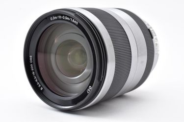 Sony Ef/3.5-6.3 18-200mn