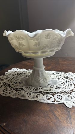 Vintage Westmoreland White Milk Glass  Paneled Grapevine Footed Bowl 