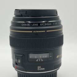 Canon 85mm f/1.8 USM lens