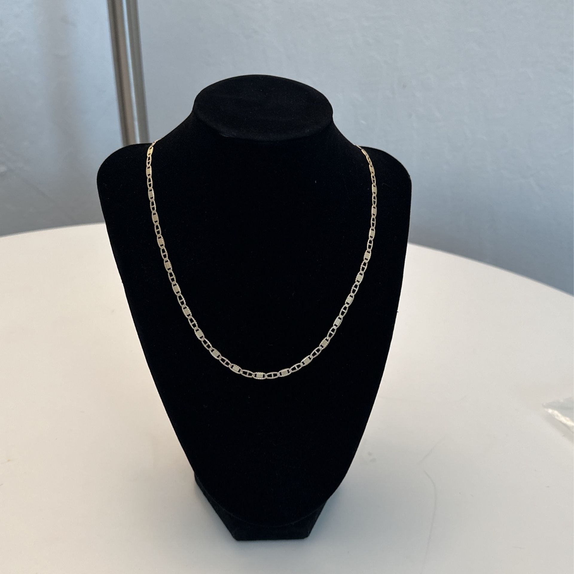 14k Gold Chain Valentino