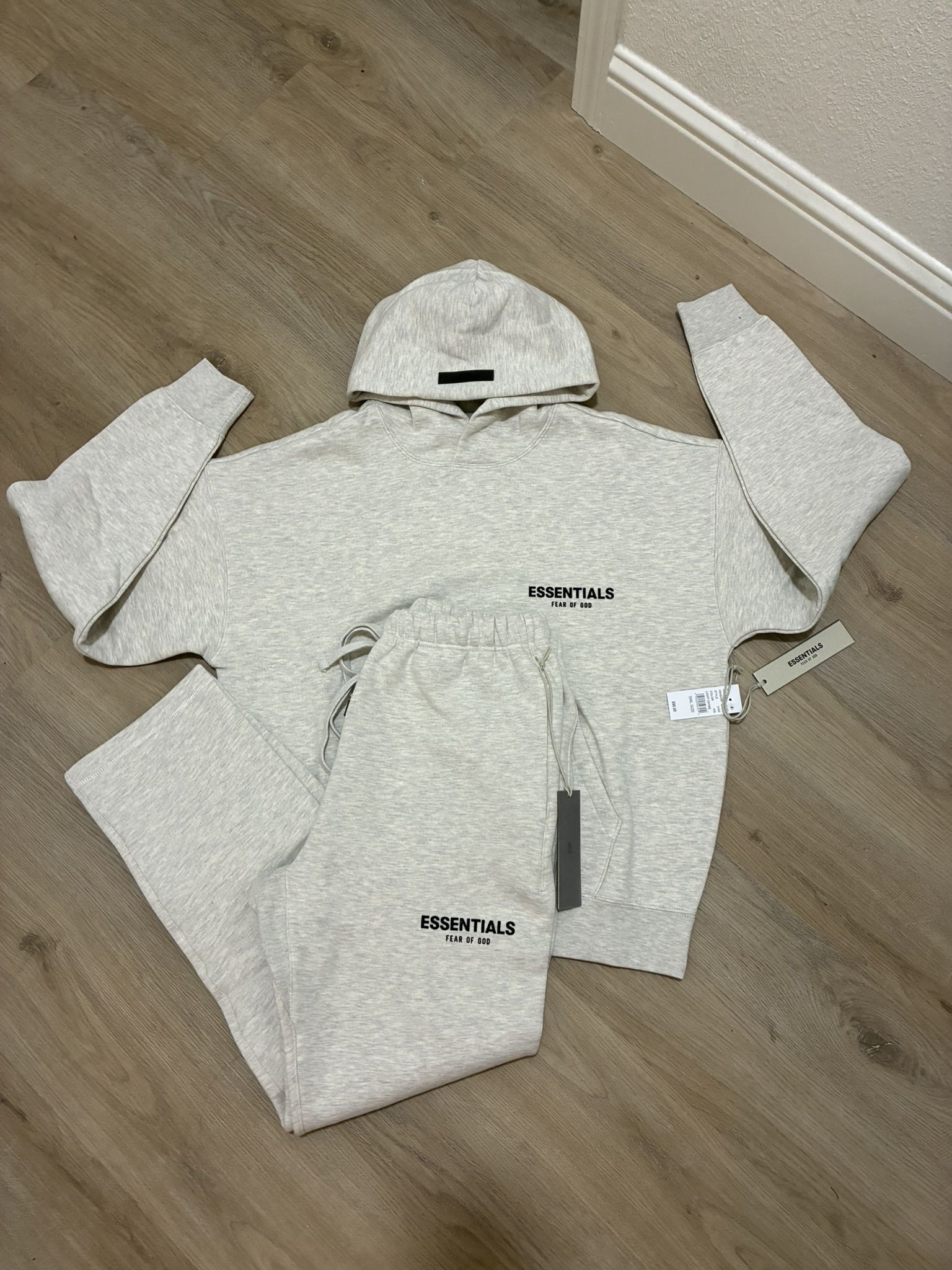 Light Oatmeal Essentials Sets🎄