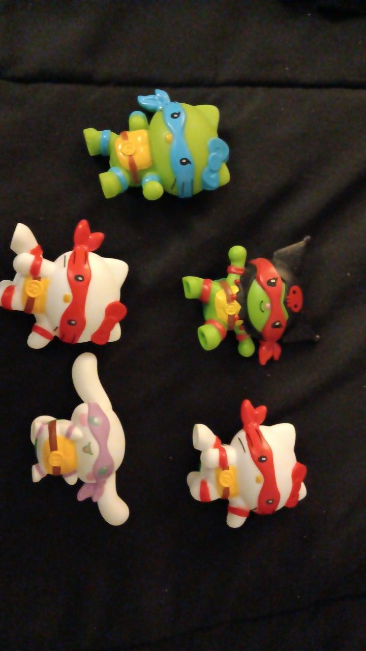 Hello Kitty's McDonald's Toys Lot