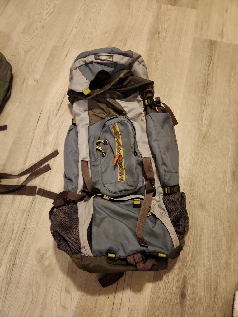Rei Backpack- Full Size Women's