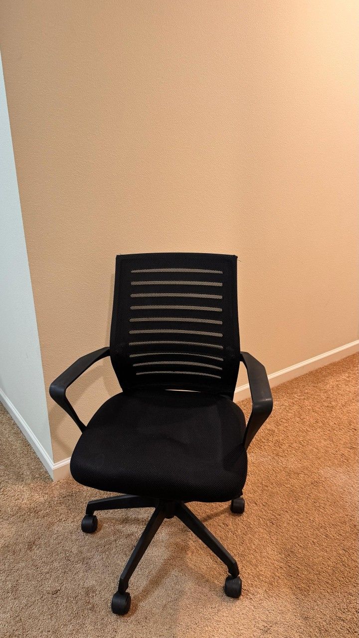 ​💻 Ergonomic Black Mesh Swivel Office Chair