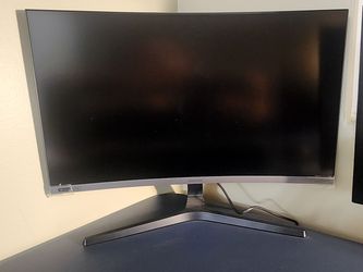 SAMSUNG MONITOR - Move Out Sale