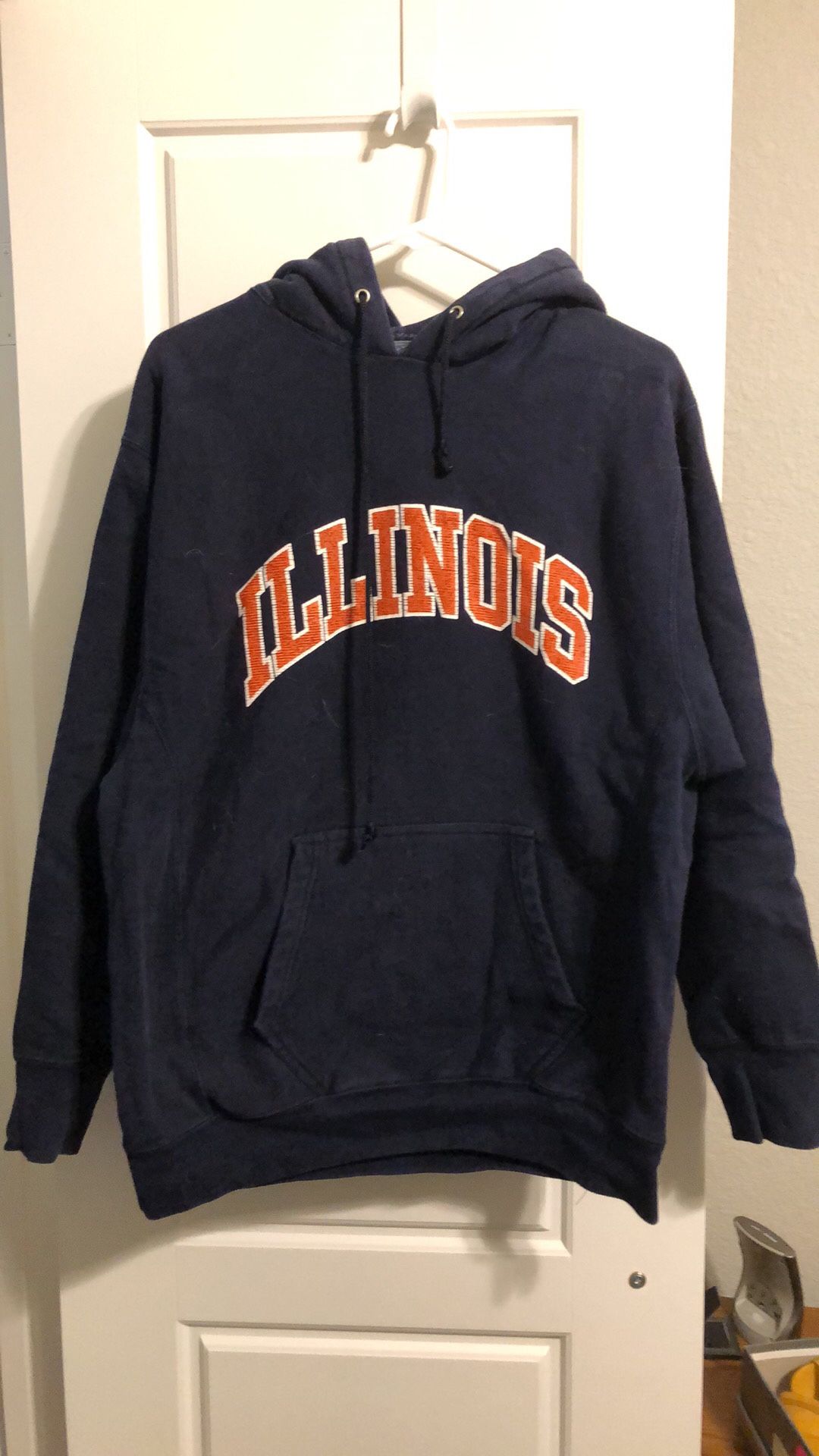 University of Illinois hoodie medium