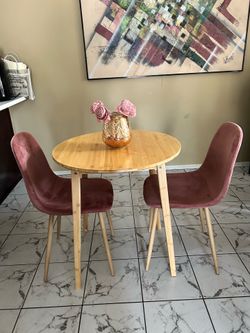 Dining table set