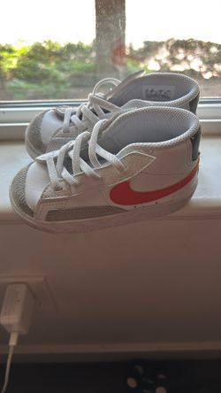 Nike Toddler High Tops Size 8c