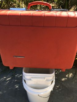 Vintage 20 inch suitcase