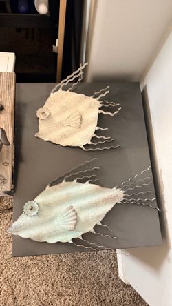 Metal fish set