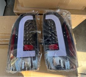 05-15 Toyota Tacoma Black LED Bar Tail Lights