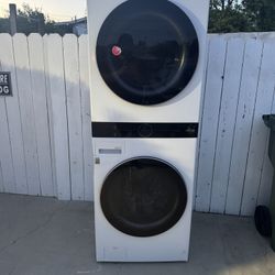 Electric WashTower (Washer/Dryer Combo)