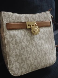 Michael Kors purse