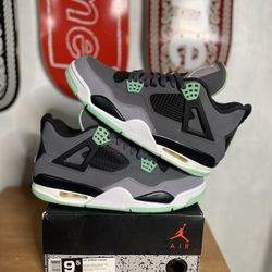 Green Glow 4s