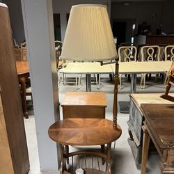 End Table With Lamp 