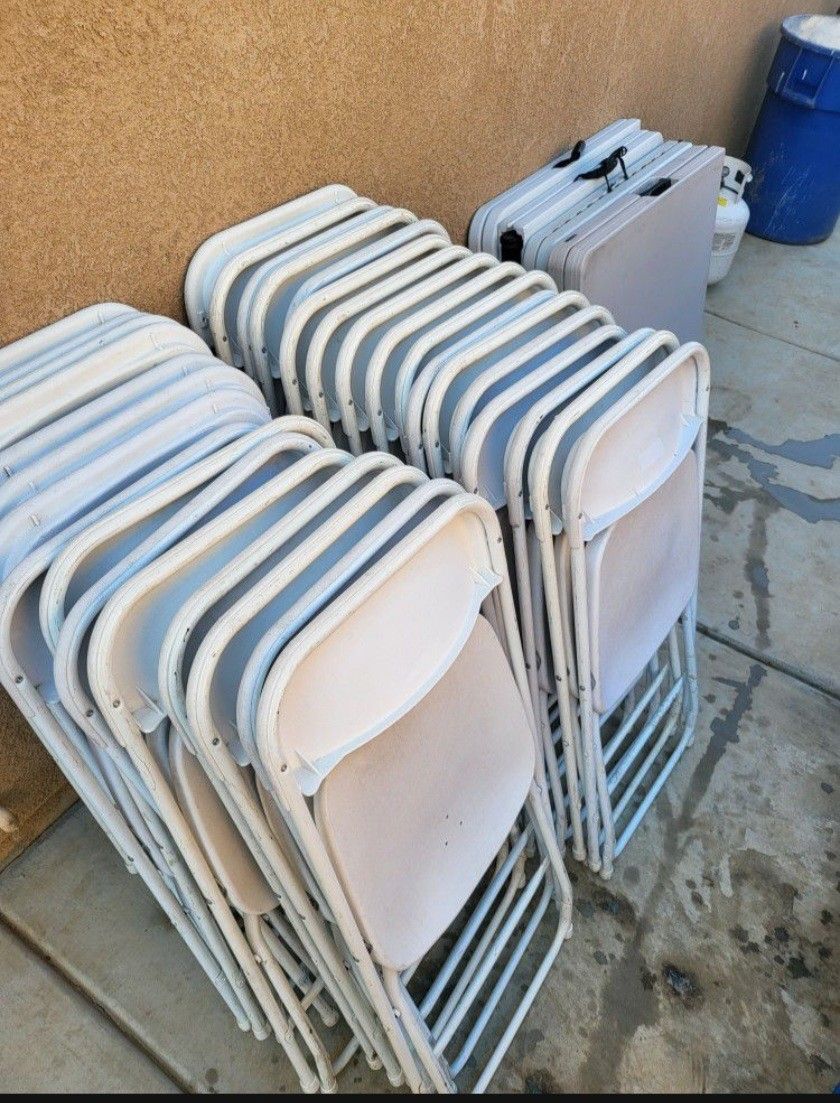 Tables Jumpers Chairs
