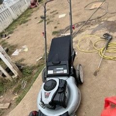 21 in. 140 cc Briggs and Stratton Walk Behind Gas Push Lawn Mower with Height Adjustment and with Mulch Bag