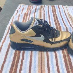 Nike Air Maxx , Contact For Prices Prices Vary