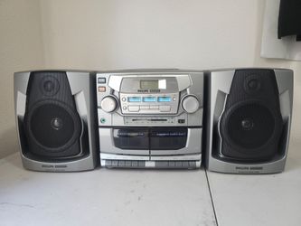 Vintage Philips Magnavox AZ2750 boombox