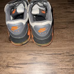 Men’s 10 Air max