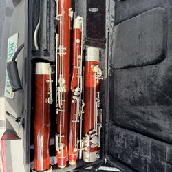 Fox Renard Model 222 Bassoon – Excellent Pads – Upgraded Bocal – Ready to Play