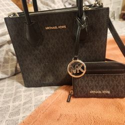 MICHAEL KORS BAG AND WALLET