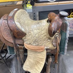 Leddy Saddle 