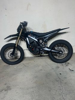 2025 surron ultra bee
