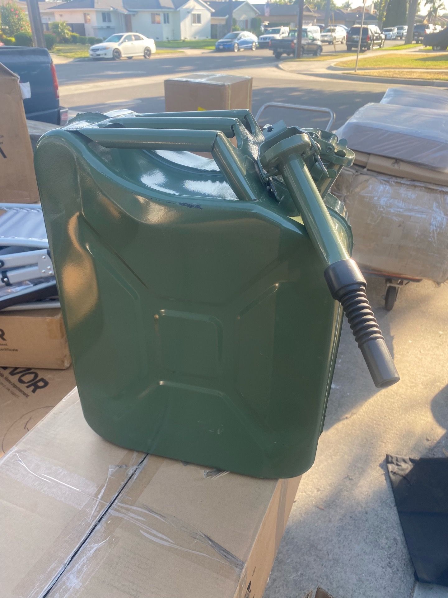 Brand new 5 gallon tank for $25