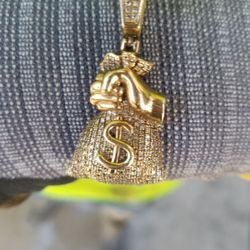 Diamond Gold Pendant