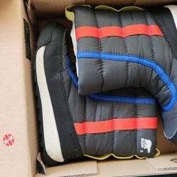 Sorel Kid Boots *size 12*