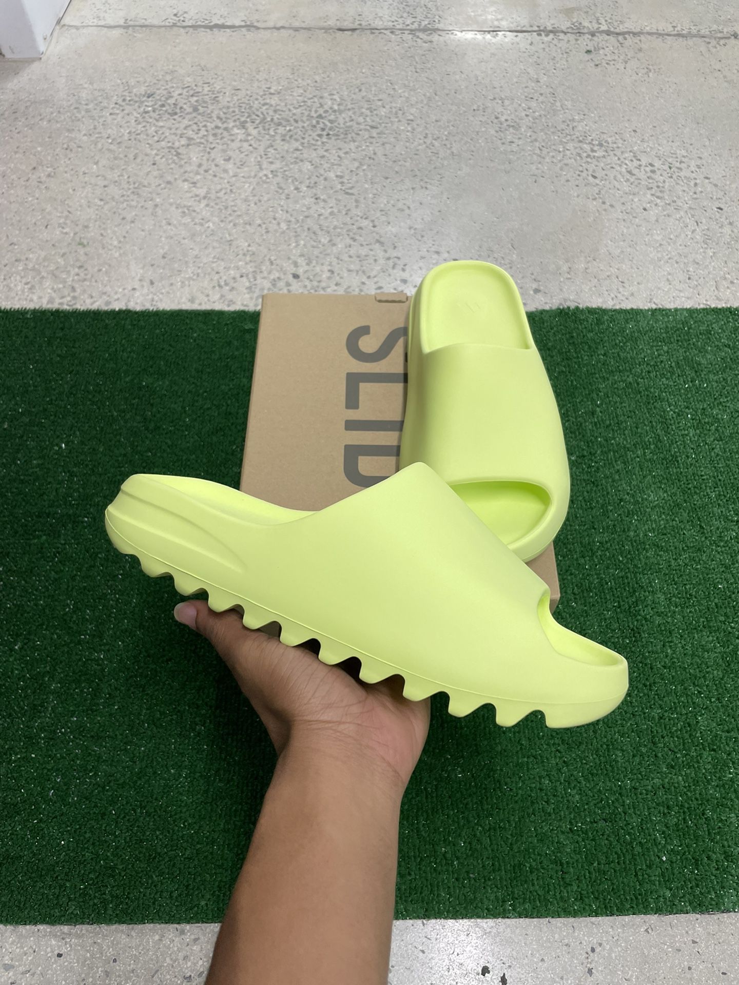 adidas Yeezy Slide: Glow Green