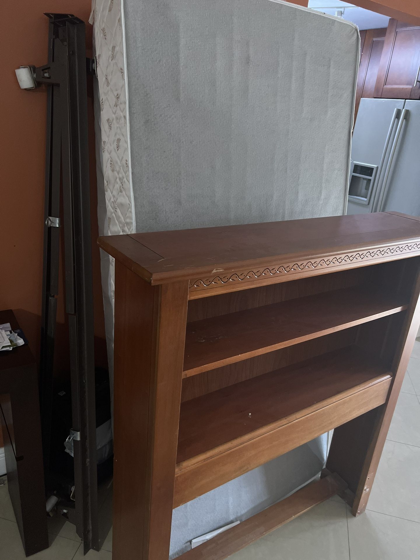 Twin Bed And Frame And Matress