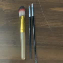 Paint Brushes 