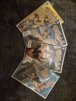 DC Comics: Bombshells #1, 2, 3, 4 Consecutive Comic Book Lot (2015)