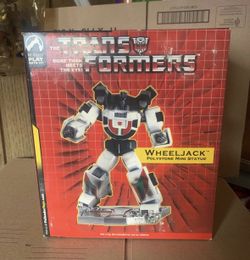 Transformers Wheeljack Mini Statue by Palisades Limited Edition 631/1000  - NEW
