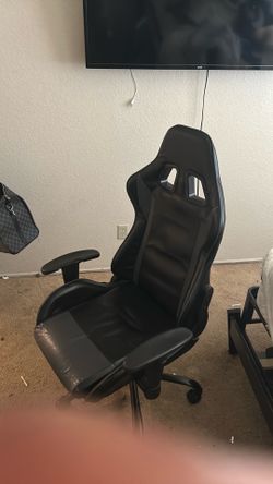 Gaming chair