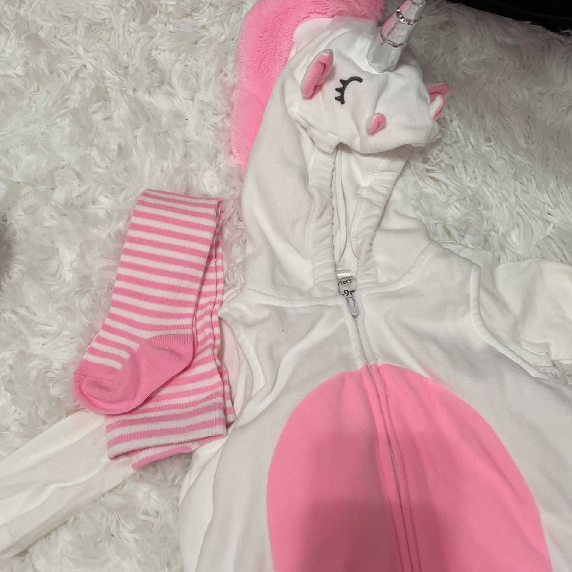 Carter’s Baby Girl Unicorn Costume Size 6-9 Months