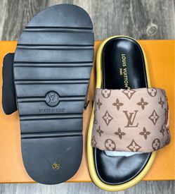 Louis Vuitton Slides Women’s Brand New With Box And Dust Cover