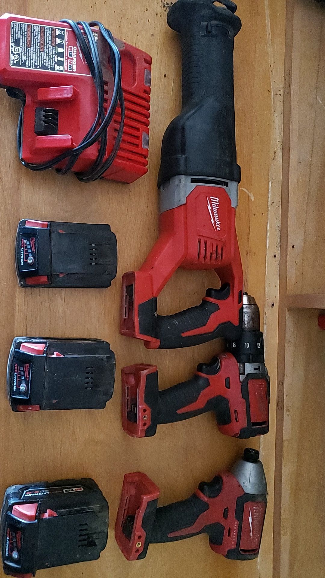 Milwaukee 18 volt cordless hammer drill impact sawzall 3 batteries and charger