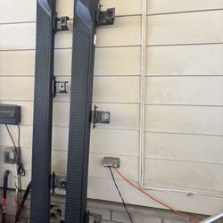 Jeep Gladiator OEM Running Boards