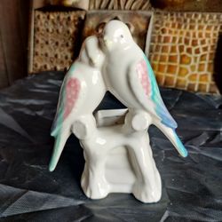 VINTAGE LOVE BIRDS PLANTER
