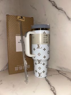 White & gold custom Stanley LV Cup